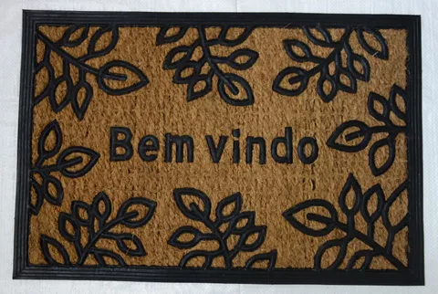 Capacho Bem vindo com folhagens