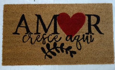 Capacho Amor cresce aqui com coração