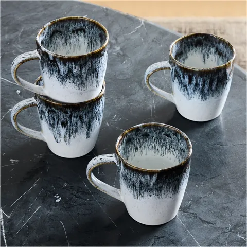 Caneca Double Reactive 320 ml branca com escorrido preto