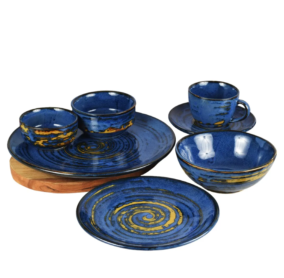 Aparelho Double Reactive azul com espiral dourada