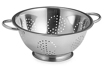 Escorredor com alças e base em inox