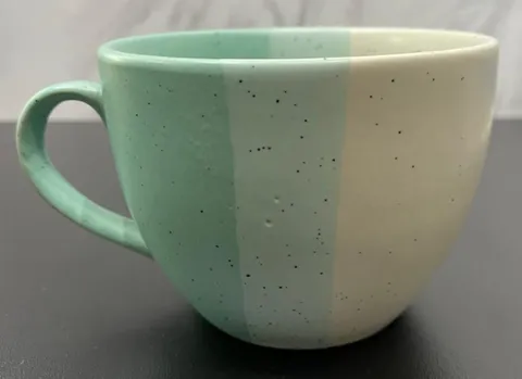 Xícara três tons verde