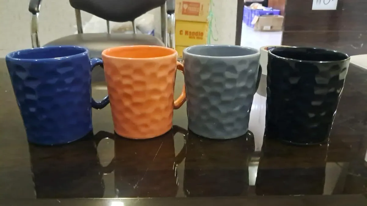 Caneca reta texturizada