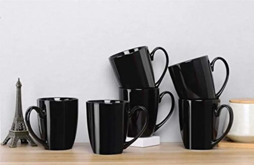 Caneca preta lisa