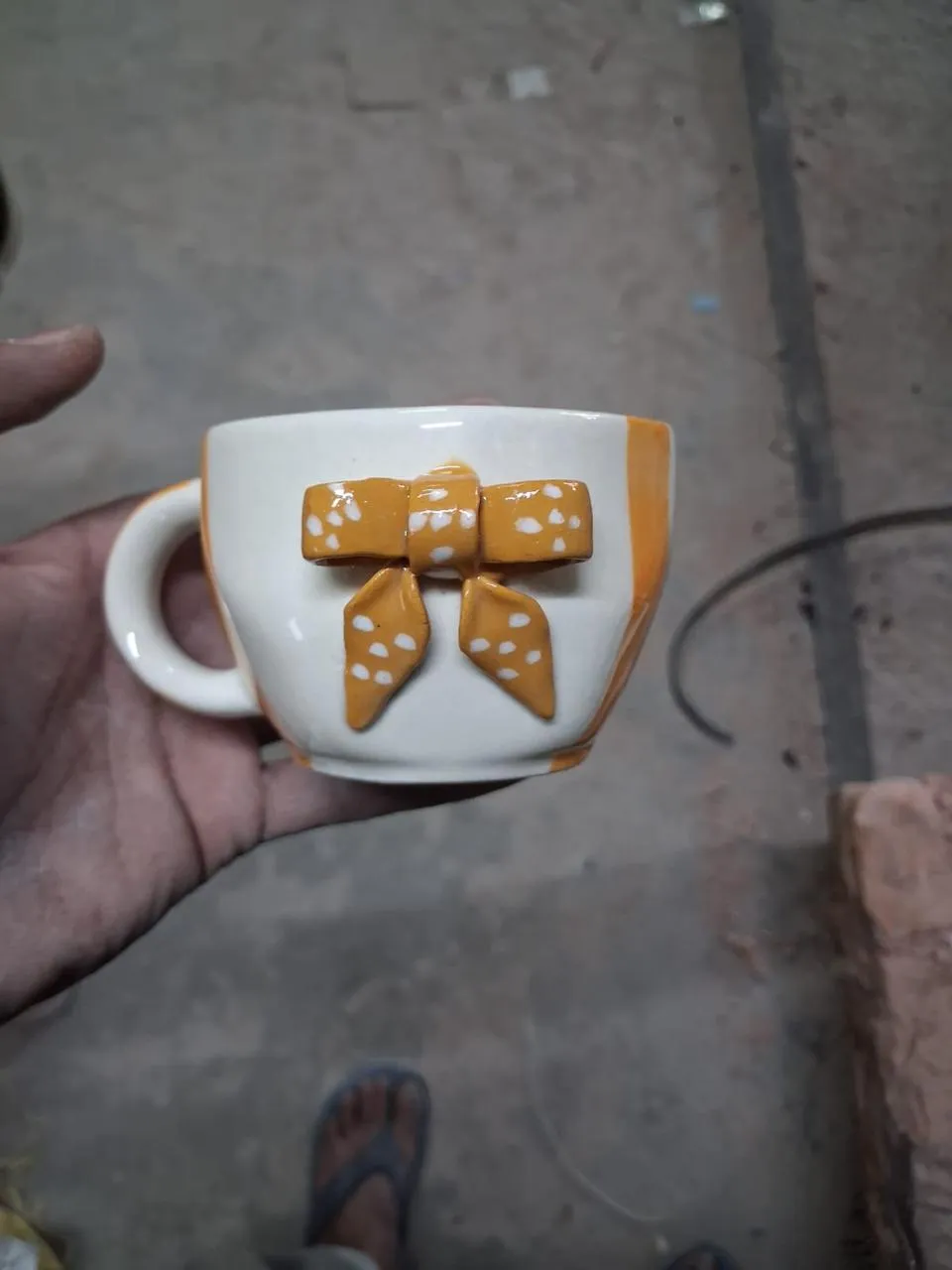 Xícara com laço 3D