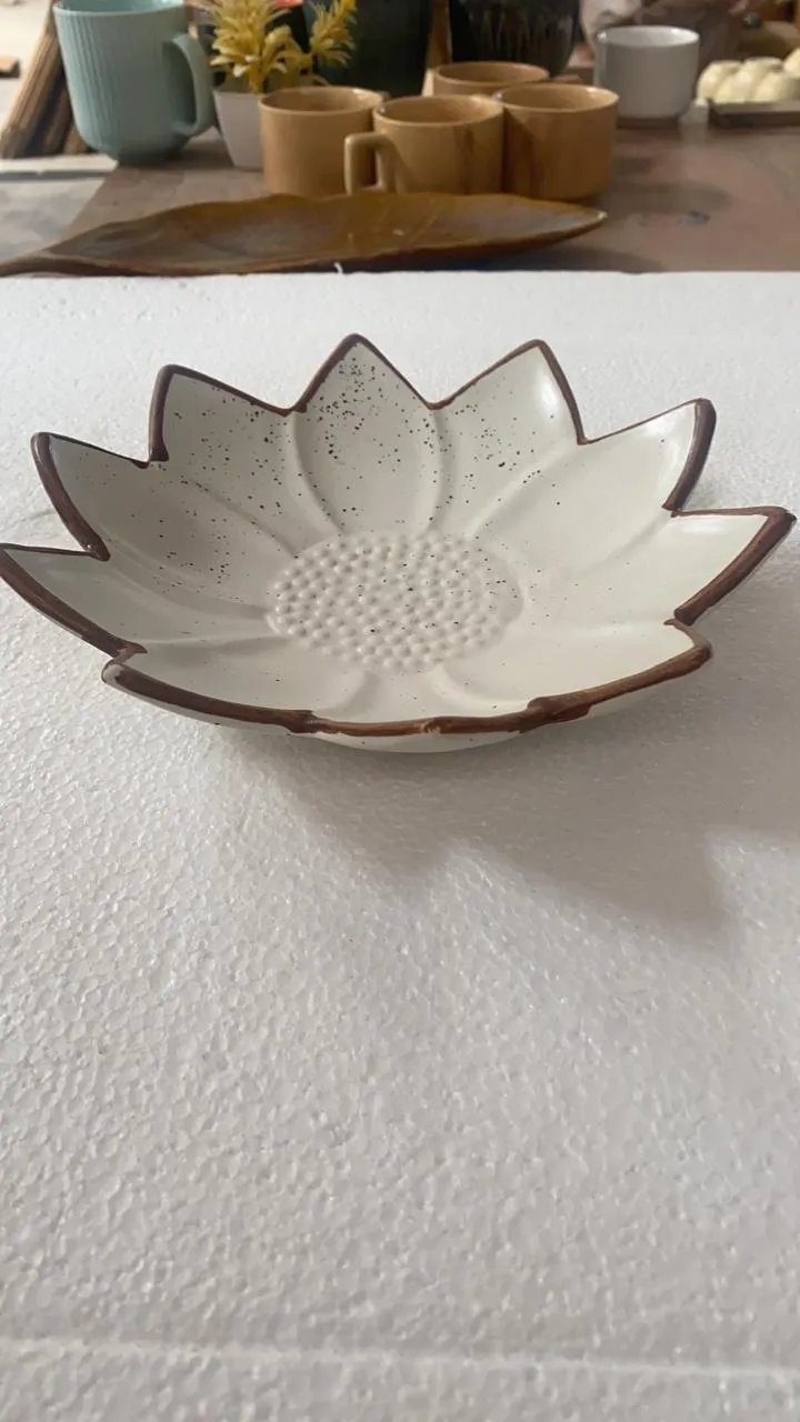 Prato flor de lótus