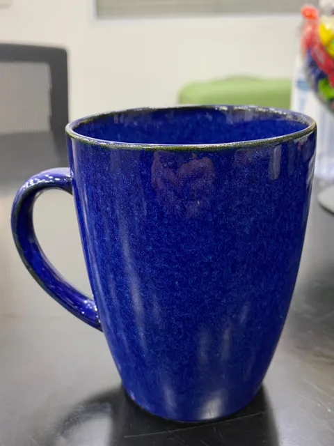 Caneca cônica azul cobalto