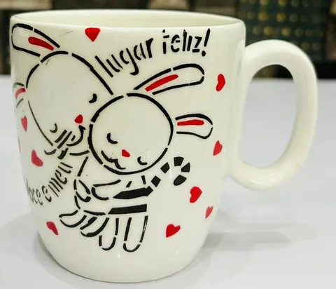 Caneca pintada à mão coelhinhos "Lugar feliz!"