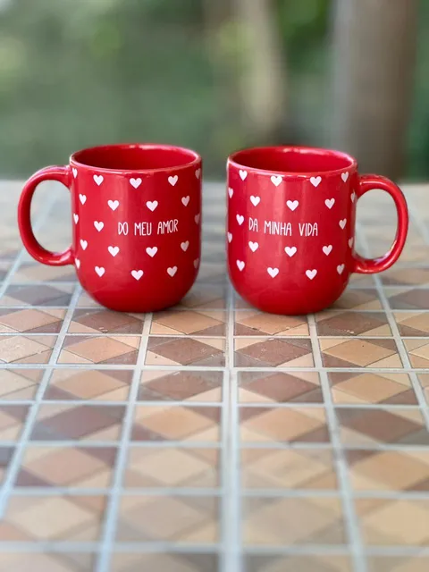 Caneca vermelha com corações "Do meu amor" / "Da minha vida"