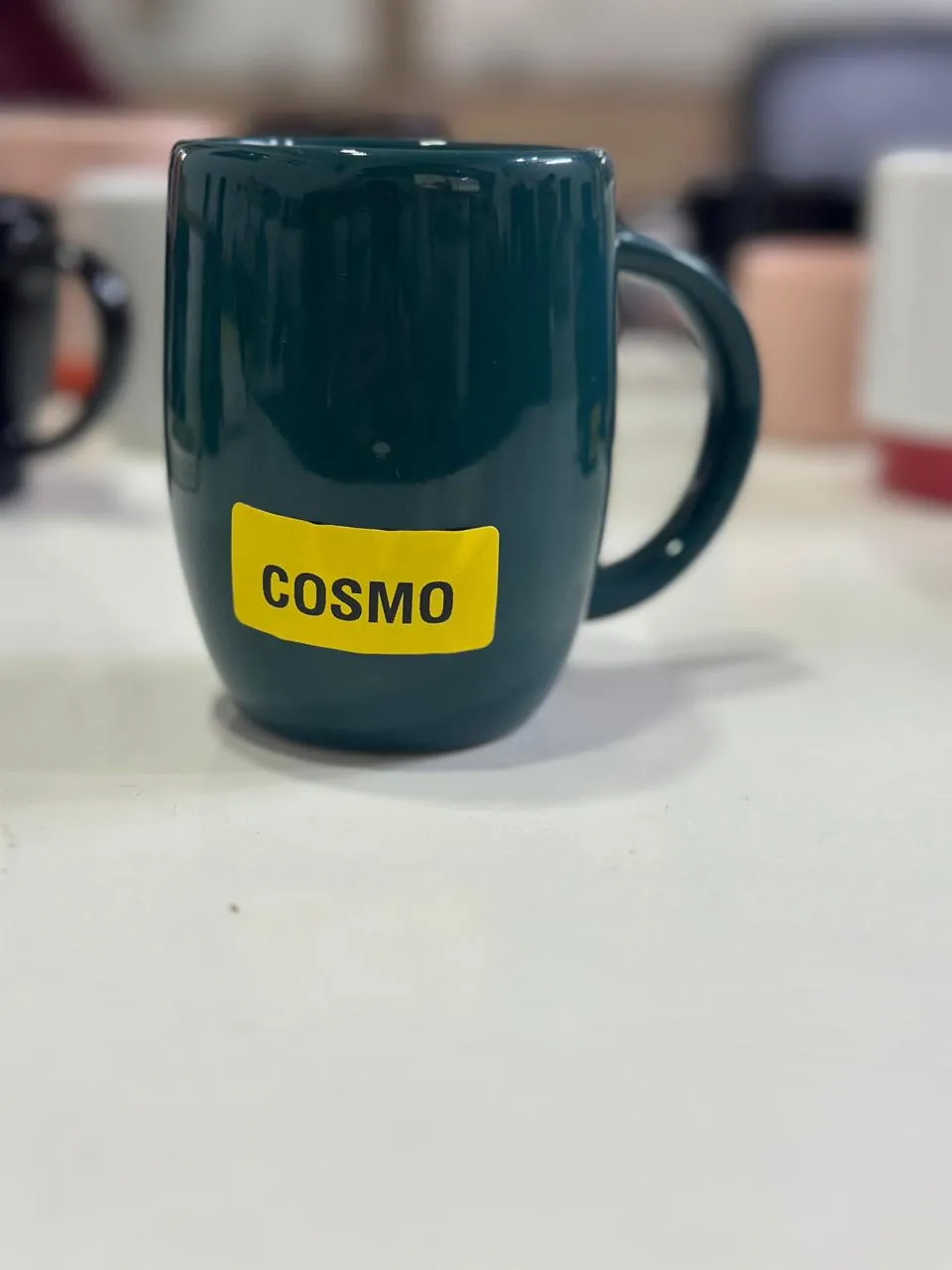 Caneca verde-escura alta